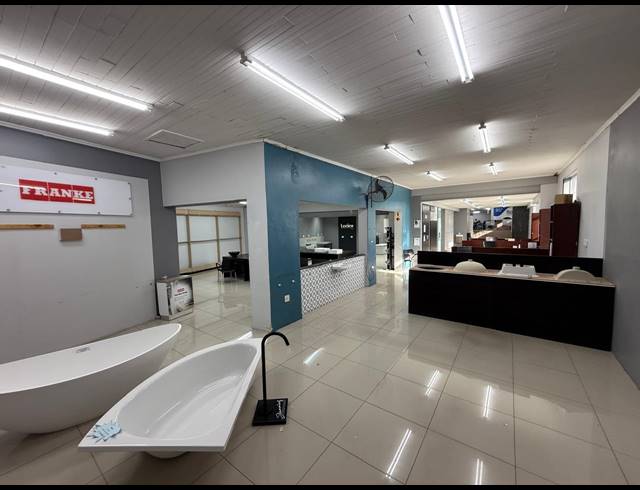 605M² OFFICE TO LET IN PAARDEN EILAND